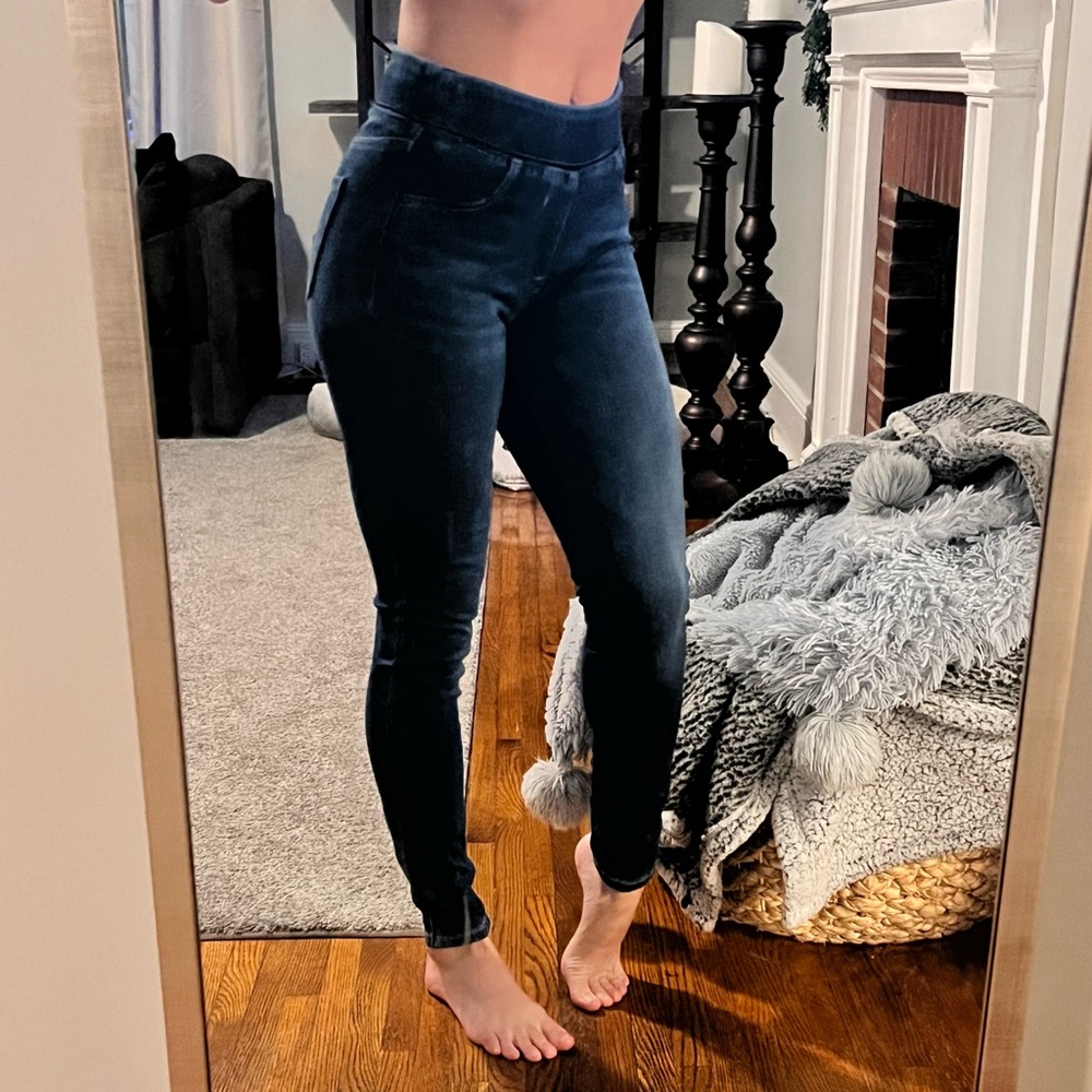Old Navy Women's Midnight Blue Skinny Jeans
